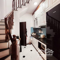 Tiền Ít Vẫn Hít Được Nhà Sang Bán Nhà 5T Đức Giang, Phân Lô Ô Tô Tránh.diện Tích32 M2 -Mặt Tiền3,7M - 5,5 Tỷ