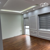 Cho Thuê Nhà Phố Hoàng Quốc Việt - Cầu Giấy, 75M2 X 4T, Mt: 5M, Mỗi Tầng 2 Phòng, Đủ Đh, Nl, Ôtô Đỗ