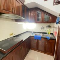 Cho thuê nhà Ở GĐ, NHÓM ĐI LÀM 7 NGƯỜI  Hoàng Văn Thái, 60m2 x 5 tầng, 5PN, 14.5 triệu