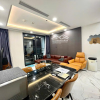 Cho Thuê Gấp Căn 2Pn-2Wc-1 Phòng Làm Việc Full Nội Thất Mới Decor 18 Triệu Sunshine Sky City