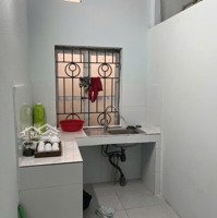 Cho Thuê Nhà Ở Ngay Tại Tây Hồ 7 Triệu/Tháng