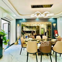 Nhà Đẹp, Ngay Ngã Ba Hồng Lạc - 4 Tầng - 72M2 - Hẻm Rộng, Ôtô Thông - 4 Phòng Ngủ- Nở Hậu - Giá Chỉ 7,3 T