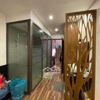 Mặt Ngõ Kinh Doanh, Ô Tô Tránh Cạnh Hồ Giảng Võ!!!+