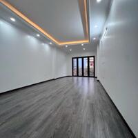 BÁN NHÀ MẶT ĐƯỜNG LĨNH NAM, MỚI TINH, 5 TẦNG THANG MÁY, NÓI KHÔNG VỚI QUY HOẠCH, SỔ NỞ HẬU
