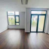 Bán Căn Verosa Park 6X17M Nội Thất Cơ Bản, Nhà Hướng Đông, 1 Trệt 2 Lầu, Giá Bán 15.5 Tỷ