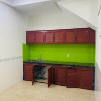 Chính chủ cần tiền xoay vốn đầu tư bán gấp nhà 1 trệt 1 lửng - đường bàu góc tân kiên !