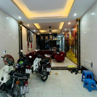 Ô Tô Tránh Huỳnh Thúc Kháng, 1 Nhà Ra Phố, Kd Tốt, Vỉa Hè,Diện Tích52M2*5T, Giá Bán 21,8 Tỷ