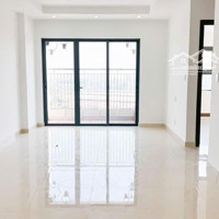 Bán Giá Vốn 2,8 Tỷ - Trả Trước 30% Vào Ở Phú Đông Sky Garden, 2 Phòng Ngủ 2 Vệ Sinh68M2 Bàn Giao Nhà Mới 100%