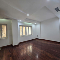 Cho Thuê Bt Hapulico.diện Tíchsàn 325M2, Thiết Kế 3 Tầng + 1 Hầm. Có Thang Máy, Nhà Mới Đẹp