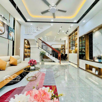 Bán Nhà Mặt Tiền Kinh Doanh Trần Hưng Đạo-Đề Thám Quận 1, Dt: 4.7X16M, 6 Lầu Thang Máy, Giá Bán 42 Tỷ