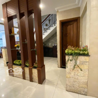 Nhà Mặt Tiền Đường Cư Xá Lữ Gia, Dt: 12 X 20 M Nhà 3 Lầu Giá Chỉ 95 Tỷ