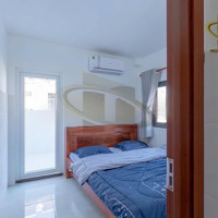 Căn Hộ 1 Phòng Ngủ1Pk 40M2 Bancon Cửa Sổ Mgay Trung Tâm Quận 7, Thuận Qua Quận 4