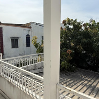 Bán Nhà Mặt Tiền Đường Lớn View Sông