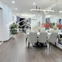 Bán Gấp Căn Hộ Hong Kong Tower - 243A Đê La Thành, 126M2, 3 Phòng Ngủ Đủ Đồ, Tầng Cao, 10.5 Tỷ