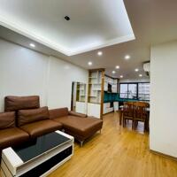 Bán nhanh căn 67m 2 ngủ 2vs the vesta, ban công hướng nam mát. 2,x tỷ.0972899510