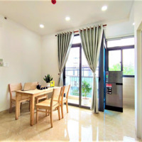 Căn Hộ 2 Phòng Ngủrộng Rãi / Nội Thất Cao Cấp/ Ban Công Ánh Sáng Đầy Đủ / Trung Tâm P.13 Tân Bình