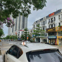 Cho Thuê Shophouse Lô Góc Ngay Phố Thành Trung, Trâu Quỳ, Gia Lâm 100M2 X 4,5 Tầng, Sẵn Thang Máy