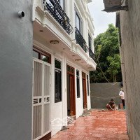 Cực Hiếm. Bán Nhà Tt Chúc Sơn, Ô Tô Đỗ Cổng, 500M Ra Thị Trấn,Diện Tích32M2, 4 Tầng. Giá Bán 2.68 Tỷ