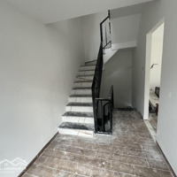 Bán Toà Ch Hoàn Thiện Thô Ngay Tthc - Dtsd 178M2 - Ngang 7M5-Toà 4T 1Tum-5P Căn Hộ - View Cực Xịn