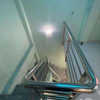 Chỉ 3 Tỷ Hơn 40M2 Nhà 3 Tầng Gần Công Viên Làng, Hoa - Chợ, Hạnh Thông Tây, Đường Số 18, P8, Gv