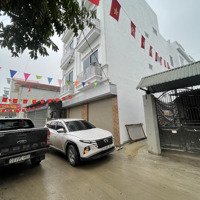Cần Bán Nhà 4Tx42M2, Full Nội Thất, Ô Tô Tránh Đường Đông La 10 Phút Bến Xe Yên Nghĩa Giá Bán 3,55 Tỷ