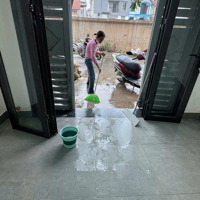 Cho Thuê Nhà Nguyên Căn 5 Tầng Mặt Ngõ Âu Cơ Tây Hồ 4 Phòng Ngủ, 3 Wc, Ô Tô Đỗ Cửa, Dân Trí Cao