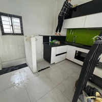 Cho Thuê Nhà Nguyên Căn 5 Tầng Mặt Ngõ Âu Cơ Tây Hồ 4 Phòng Ngủ, 3 Wc, Ô Tô Đỗ Cửa, Dân Trí Cao