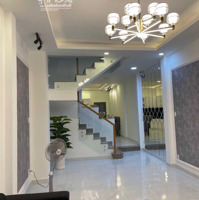 Bán Nhà Mặt Tiền Đường Hoàng Hoa Thám,Diện Tích4M X 26M Giá Bán 19,5 Tỷ