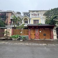 Bán Biệt Thự View Vườn Hoa Thành Phố Giao Lưu - Sân Vườn, Cạnh Hồ Điều Hoà, Hiếm Bán.