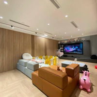 Bán Chung Cư Đường Nguyễn Trãi Diện Tích Rộng , Nội Thất Sang Trọng - 120M2X3 Ngủ.8.75 Tỷ