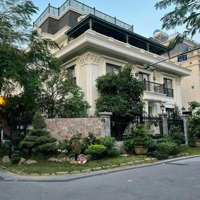 Khuôn Biệt Thự Giá Tốt Nhất Nguyễn Văn Hưởng, Thảo Điền, Quận 2.Diện Tích17X20M, Hầm 3 Lầu. Giá Bán 70 Tỷ