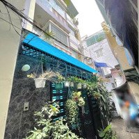 Nhà 40 M2 (3,55 X 13), 4 Tầng Btct 4 Phòng Ngủ 5 Vệ Sinh Đoàn Văn Bơ. 4,5 Tỷ