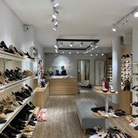 Vị Trí Đẹp Nhất Cho Thuê Nhà Mặt Phố Đinh Lễ 100M2, Diện Tích 5M Phù Hợp Kinh Doanh Mở Bán Hàng