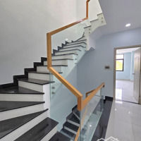 Bán Nhà Mặt Tiền Đường 15 Kdt Vạn Phúc City, 21,5 Tỷ, 110M2, 4 Phòng Ngủ 5 Vệ Sinh Hiệp Bình Phước, Thủ Đức.