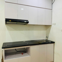 Bán Gấp Nhà Tập Thể Tầng 3, 2 Phòng Ngủ, Wc Khép Kín - Phố 8/3, Tặng Nội Thất Về Ở Luôn, Sổ Riêng