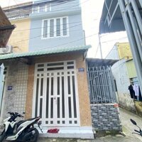 Nhà lầu Góc 2 mặt tiền - Kế bên trường Tiểu Học Nguyễn Du