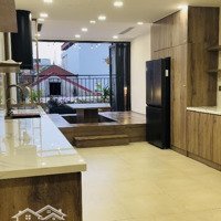 Chính Chủ Bán Gấp Nhà 6 Tầng Mặt Phố Mai Dịch Mặt Tiền Siêu Rộng 9M Siêu Hiếm