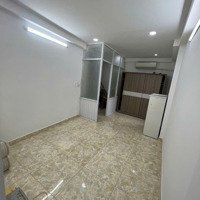 Cho Thuê Nhà Riêng 27M2, 11 Triệu, Nguyễn Chí Thanh, P2, Q10, Hcm Chỉ Với