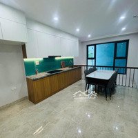 Chính Chủ Bán Nhà Riêng Xây 5 Tầng Mới Koong, Diện Tích: 30M2 Tại Phố Trạm, Long Biên, Giá Chỉ 5.9 Tỷ
