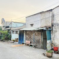 Cơ Hội Đầu Tư Siêu Hiếm. Bán Đất Tặng Nhà Cấp 4+ 2 Dãy Trọ. Diện Tích: 200M2. Ngang 15M. Giá: 7.2 Tỷ Tl