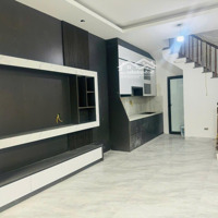 Hot!! Chính Chủ Bán Nhanh Nhà Riêng 4 Tầngx33M2, 3 Ngủ Tại Phố Thượng Thanh, Long Biên, Giá Bán 5.98 Tỷ