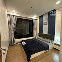 Chính Chủ Gửi Bán Căn 2 Ngủ + 1, 2 Vệ Sinh-75M2 - Giá 3.X Tỷ - Full Đồ