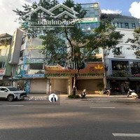 Hot, Hợp Đồng Thuê 3Tỷ9/Năm Bán Nhà 10M Mặt Phố Hoàng Cầu, 219M2, View Đẹp, Nhiều Tiện Ích