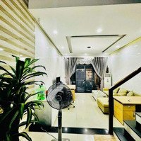 Cho Thuê Nhà 3 Tầng 3 Phòng Ngủgần Phạm Văn Đồng, Full Nội Thất
