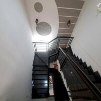 BIỆT THỰ VEN SÔNG 200m2 ĐƯỜNG 8m CÓ VỈA HÈ - 4 PHÒNG NGỦ - GIÁ 19 TỶ