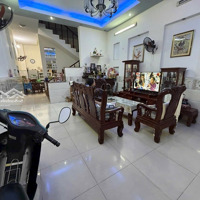 Bán Gấp Nhà Sát Chợ Hiệp Bình , 66M2 ,Hẻm Xe Hơi Đẹp , Giá Chỉ 5.5 Tỷ Tl