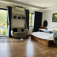 Nhà Phố Lakeview City View Công Viêndiện Tích6X20M 4 Phòng Ngủ 5 Vệ Sinhfull Nội Thất Giá Thuê 35 Triệu Liên Hệ: 0902872670