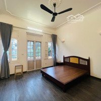 Cho Thuê Nhà Riêng 300M2, 40 Triệu Vnd, Đặng Thai Mai, Quảng An, Tây Hồ, Hà Nội