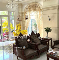 Bán Biệt Thự Him Lam Kênh Tẻ Giá: 36 Tỷ Liên Hệ: 0988136639 Ms. Thảo