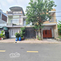Cần Bán Nhà Trung Tâm Thành Phố Dĩ An
